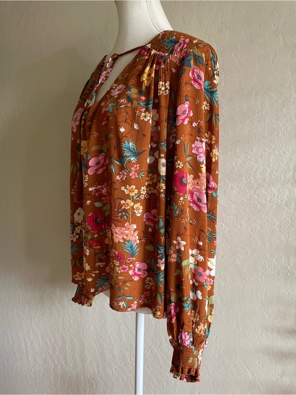5 for $50 Anthropologie floral boho top - Picture 4 of 8